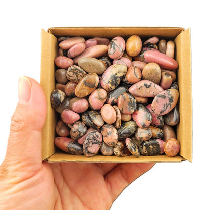 1,000 Carats Rhodonite Handpicked Tumbled Stones Crushed Crystals 0.2''-0.5'' Bulk Pocket Stones for Healing, Reiki, Meditation, Witchcraft and Home Decorations (Rhodonite)