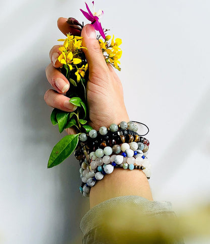 BOMAIL Natural Stone Bracelet for Women Men - 8MM Semi-Precious Gemstone Beaded Bracelet Healing Crystal Stretch Bracelet Yoga Bracelets Jewelry