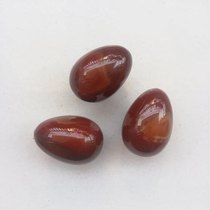 Sunshcat Natural Carnelian Egg Shaped Meditation Chakra and Home Decor Balance Crystals and Healing Stones Statue Set,35 * 50mm Easter and Thanksgiving Gift,with Wooden Bracket