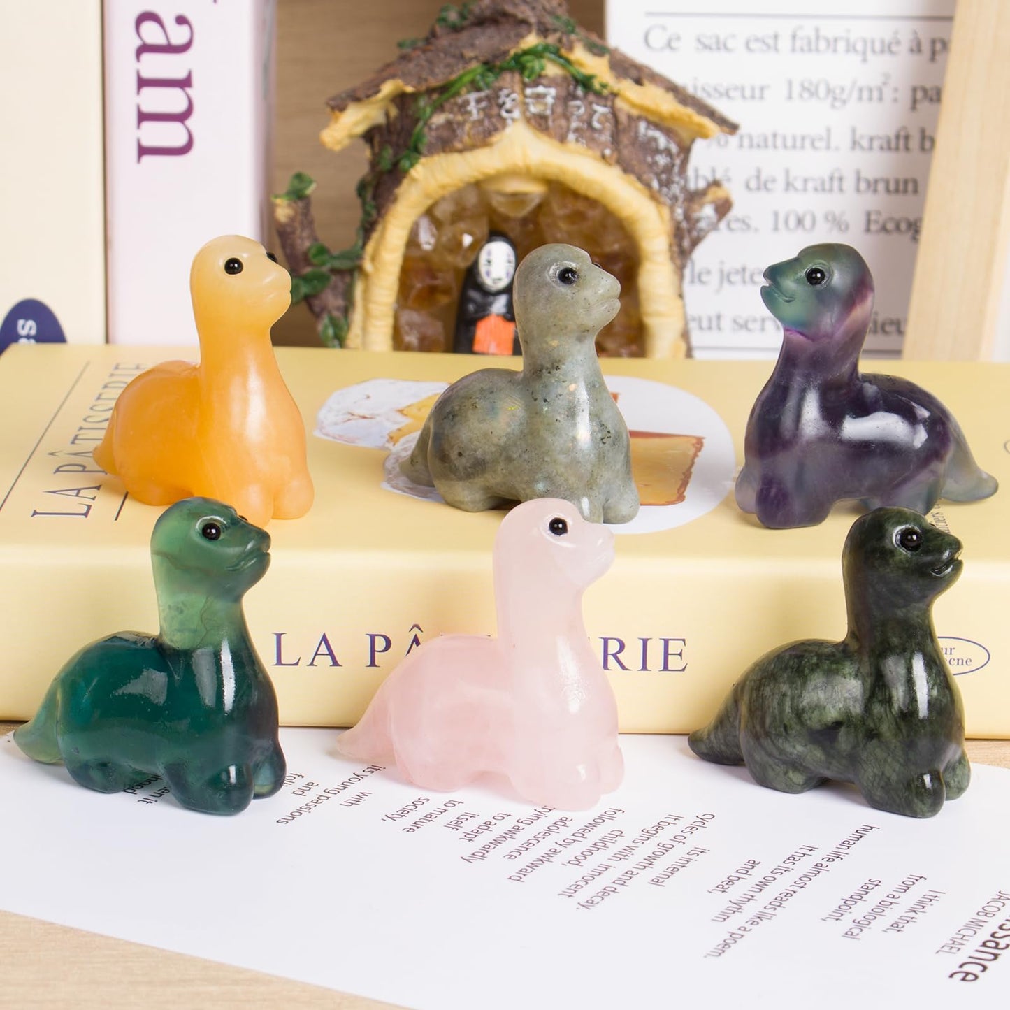 Hguxmcu Hand Carved Green Jade Dinosaur Figurine 2 Inch Healing Crystal Statue Realistic Gemstone Animal Sculpture Reiki Energy Decor Lucky Gift for Meditation Collectors