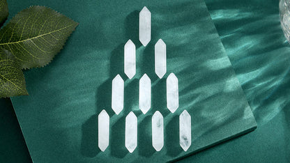 10 PCS Clear Quartz Healing Crystals Wands Polished Tumbled Stones Bulk Natural Hexagonal Pointed Reiki Energy Balancing Meditation Therapy Chakra Wand Set Christmas Gift Stocking Stuffers