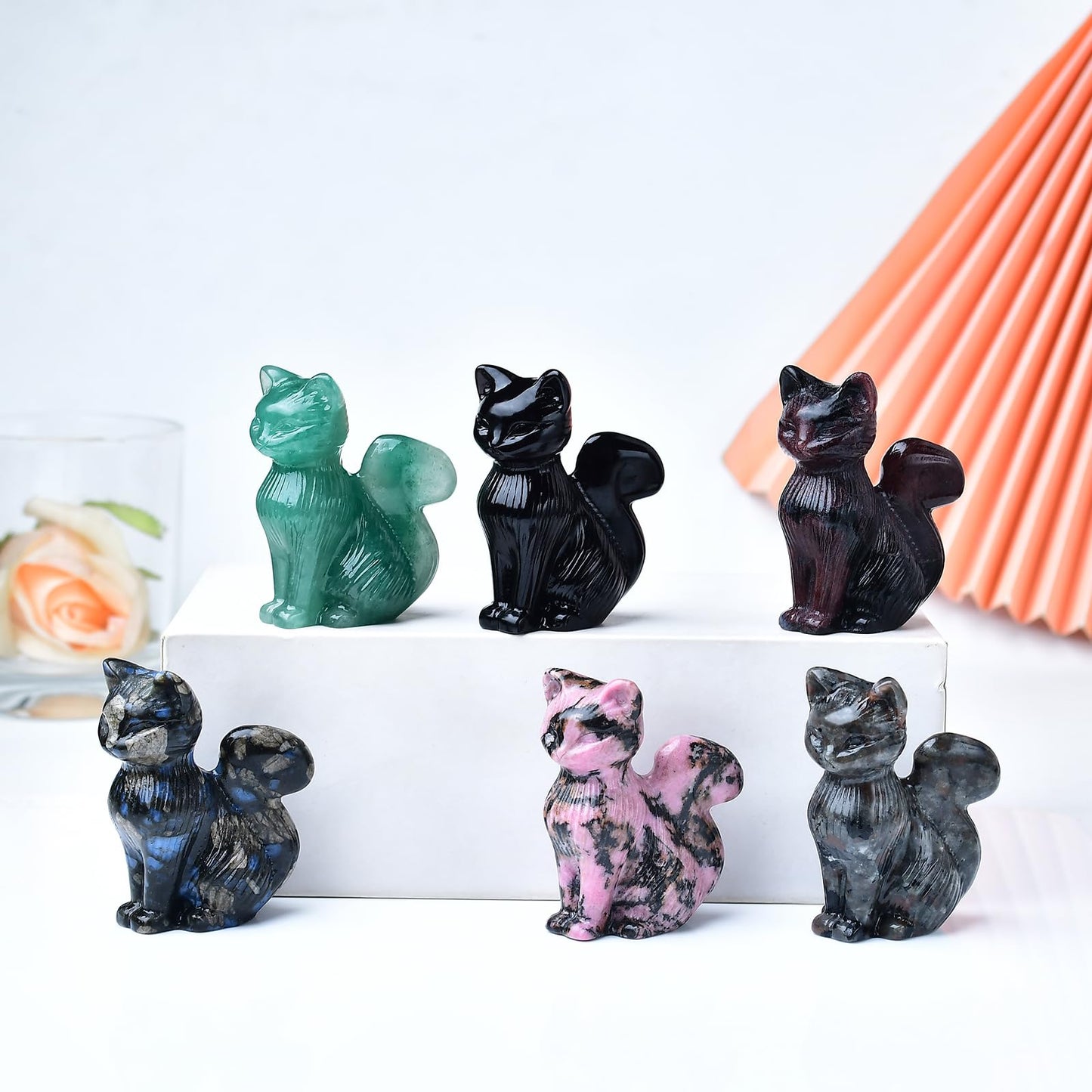 WUYOUSHI Natural Green Strawberry Crystal Cat Statue 2.4 Inch - Handmade Healing Sculpture, Lucky Guardian Pocket Statue for Reiki Meditation, Office & Home Decoration Gift