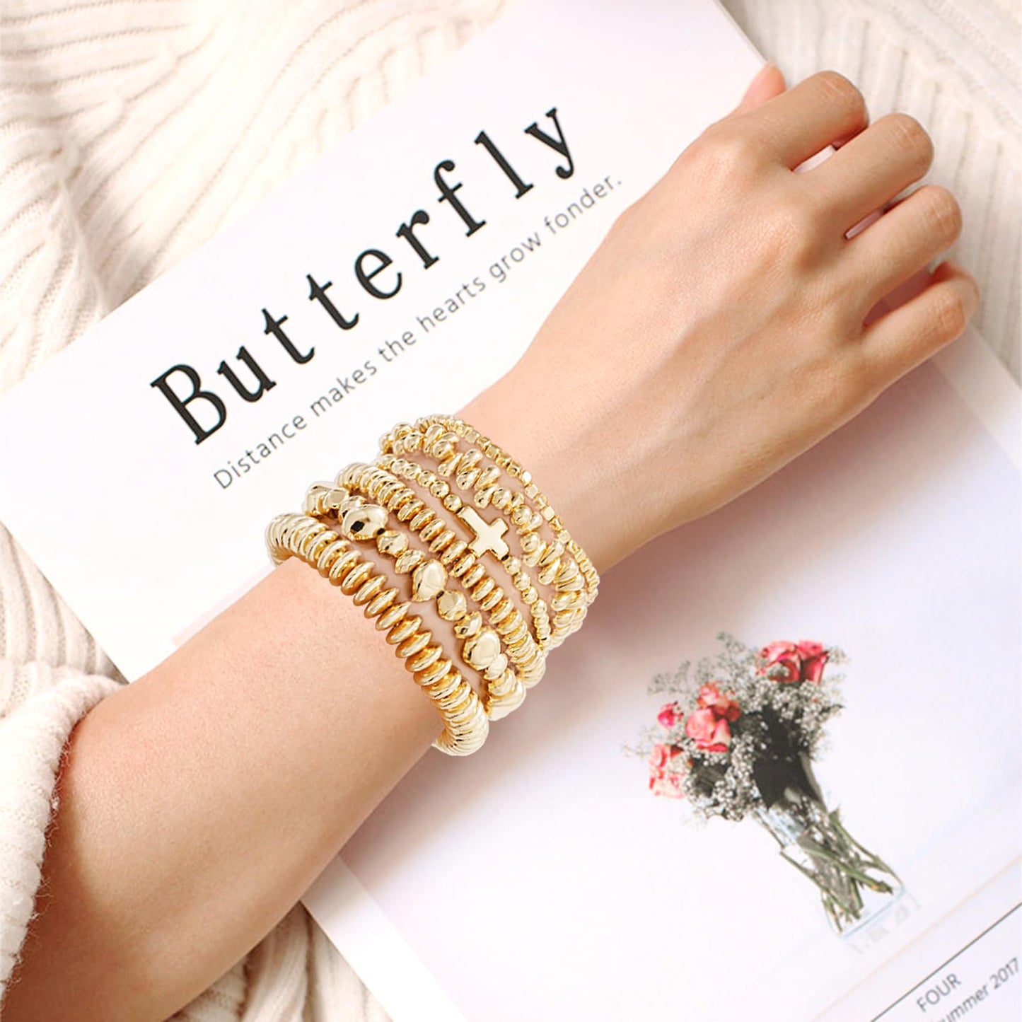 GOOJIDS Surfer Heishi Clay Bead Bracelets for Women Bohemian Stackable Gold Plated Beaded Stretch Bracelets Elastic Layering Friendship Bracelets Set Boho Jewelry