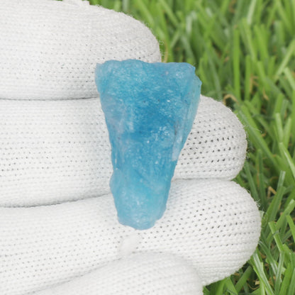 GEMHUB Crystal Aquamarine 26.00 Carat Natural Rough Aquamarine Gemstone Necklace For Women And Mens
