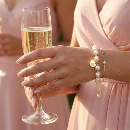 Fizzlup 2Pcs Pearl And Gold Initial Bracelet Set，Dainty Pearls Bracelets Jewelry for Women Wedding Prom Trendy Crystal Charm Cuff Stack Bead Linkbracelet Personalized Gift Stuff Letter W