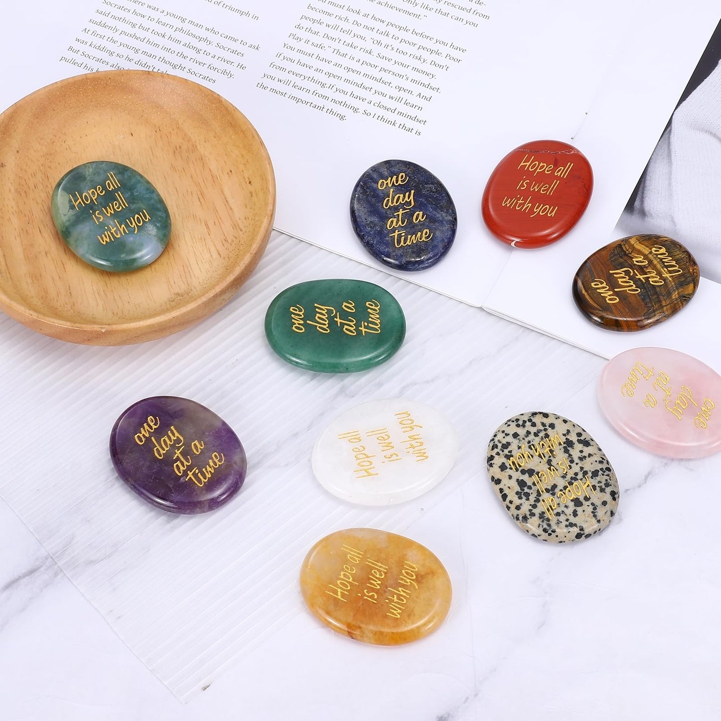 MECCANIXITY Worry Stone, Natural Amethyst Crystal Hand Carved Thumb Stones Oval Crystal Pocket Gemstone Stress Relax Palm Stone Meditation Accessories for Anxiety Relieve