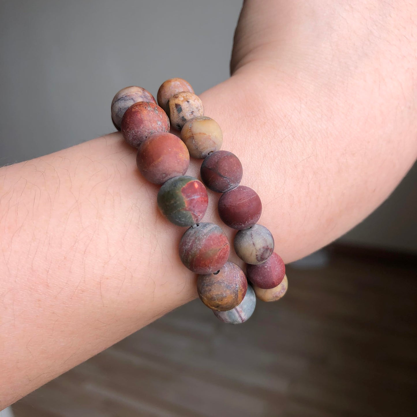 Yochus 48pcs Natural Matte Picasso Jasper Gemstone Beads，8mm Frosted Round Loose Stone Beads for Jewelry Making Earring Bracelet Necklace DIY Crafts