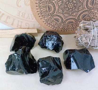 LAIDANLA Black Obsidian 2" Natural Rough Stones Crystal Large Raw Crystals Bulk Healing Gemstones for Reiki Healing Tumbling Fountain Rocks Wire Wrapping Decoration 4PCS 0.55lb