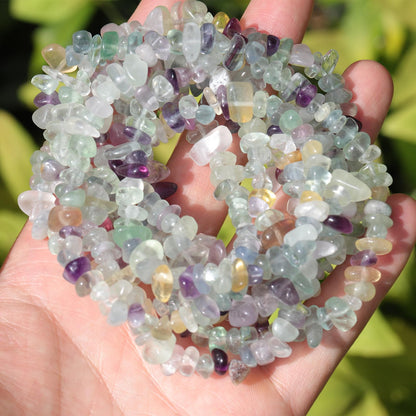 200pcs Natural Irregular Chip Stone Beads 5-8mm Fluorite Pre-Drilled 30-inch Strand Semi-Precious Healing Crystal Beads for DIY Jewelry Making Bracelet Chakra Crafts