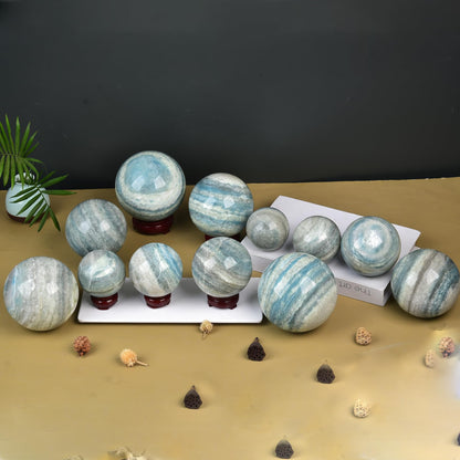 JIC Gem Natural Trolleite Crystal Ball Sphere Blue Healing Crystal Gemstone Ball with Display Stand Home Decor Meditation Grid Energy Balance (70-80mm)