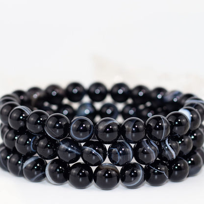 DAZCOLO 8mm Natural Gemstone Stretch Bracelet, Handmade Unisex Crystal Bracelets for Meditation, Yoga, Spiritual Healing & Positive Energy (Black Sardonyx)