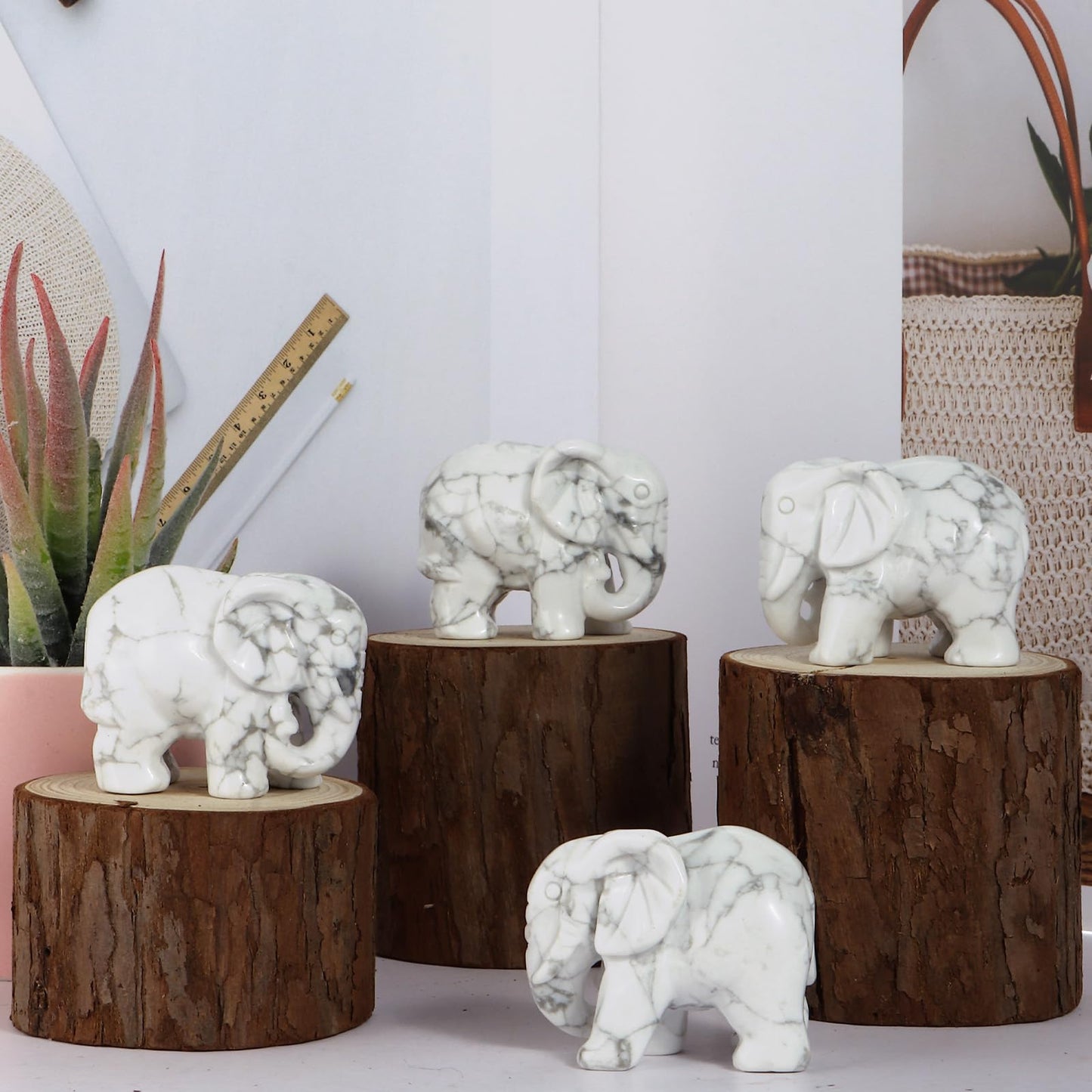 SMQ White Howlite Elephant Statue with Trunk Down for Women Gift Elephant Crystals Healing Stone Carved Lucky Pocket Spiritual Animal Carvings Figurine Home Office Decor Ornament,2''