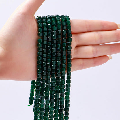 Natural Faceted Green Agate Cube Stone Beads 5-5.5mm 60pcs/str Loose Square Semi Gemstone Stone Beads for Making Bracelets Necklace Earrings