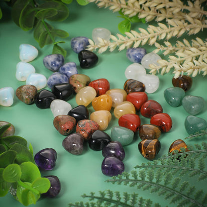 Yochus 5pcs Green Turquoise Natural Heart Stone Beads，12mm Healing Energy Gemstone for Jewelry Making Earring Necklace DIY