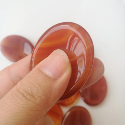 Bacatgem 1 Pcs Natural Carnelian Crystal Thumb Worry Stone,Stress Relax Healing Reiki Crystal Pocket Palm Stones