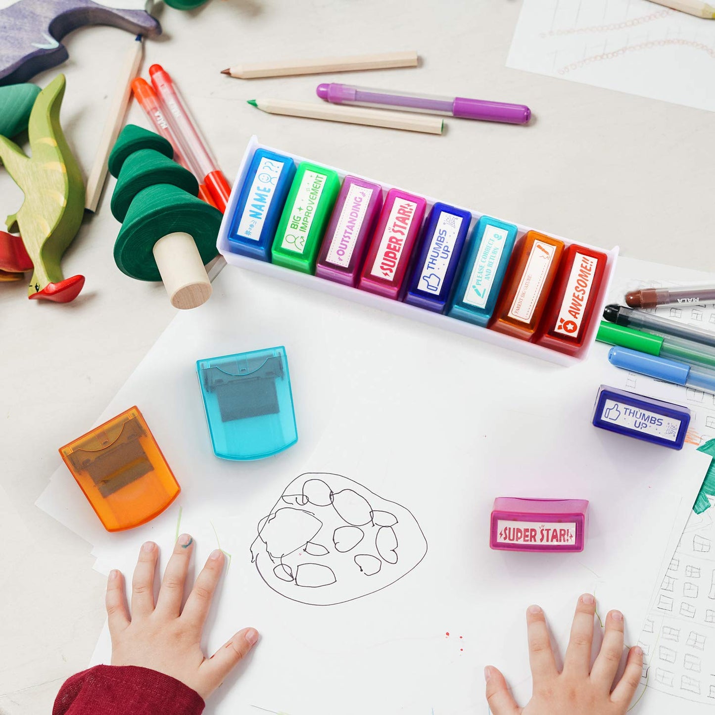 RELIANCER 8PCS Teacher Stamp Set,Colorful Self-Inking Motivational Classroom Stamper for Grading,Encouraging Rating Stamp Student,Parent Signature Stamps for Homework,School Homeschool Reward Supplies