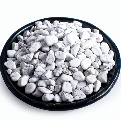 SigMntun Polished Howlite Crystal Chips 200 Pcs - 0.3" 10 oz Tumbled Stone Chips Crushed Sea Glass Stones Healing Reiki Crystal Jewelry Making Home Decoration