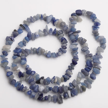 200pcs Natural Irregular Chip Stone Beads 5-8mm pre-drilled 30-inch Strand Semi-Precious Healing Crystal Beads for DIY Jewelry Making Bracelet Chakra Crafts Blue Aventurine