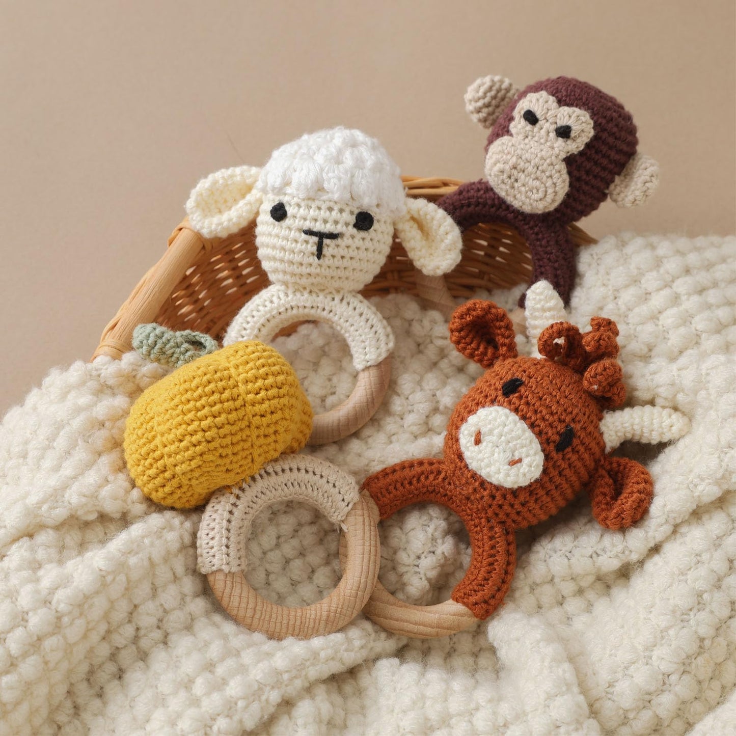 Wooden Baby Rattle, Crochet Cow Rattle, Newborn Wooden Animal Rattle Toy, Infant Rattle Toys