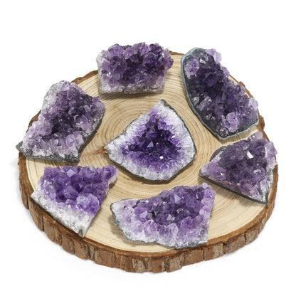 Nvzi Natural Amethyst Crystal Stone, Meditation Aid, Energy Cleansing, Sleep & Stress Relief, Healing Crystals for Feng Shui Decor, Energy Healing Tool (0.15lb)