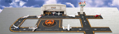 Hot Wings Planes AH-64 Apache with Connectible Runway,Green