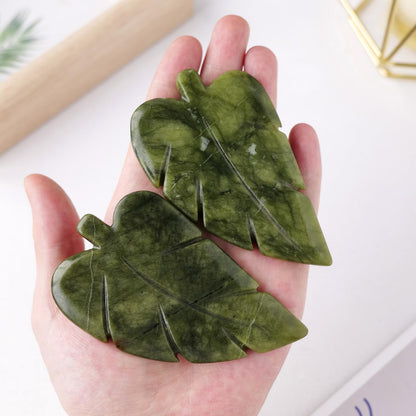 Runyangshi 1PCS Natural Green Jade Stone Hand-Carved Crystal Leaves Sculpture Leaf Shape Crystal Healing Stone Figurines Reiki Gemstone Collection Home Decor Desk Decor