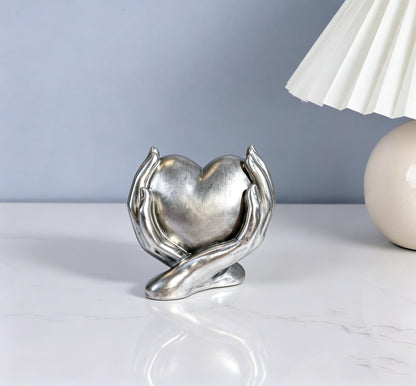 Silver Heart Hands Sculpture Love Centerpieces Aesthetic Statue and Sculpture Living Room Bedroom Bookshelf Coffe Table Boho Wedding Accents Decorations, Knick Knacks Home Decor for Shelves para