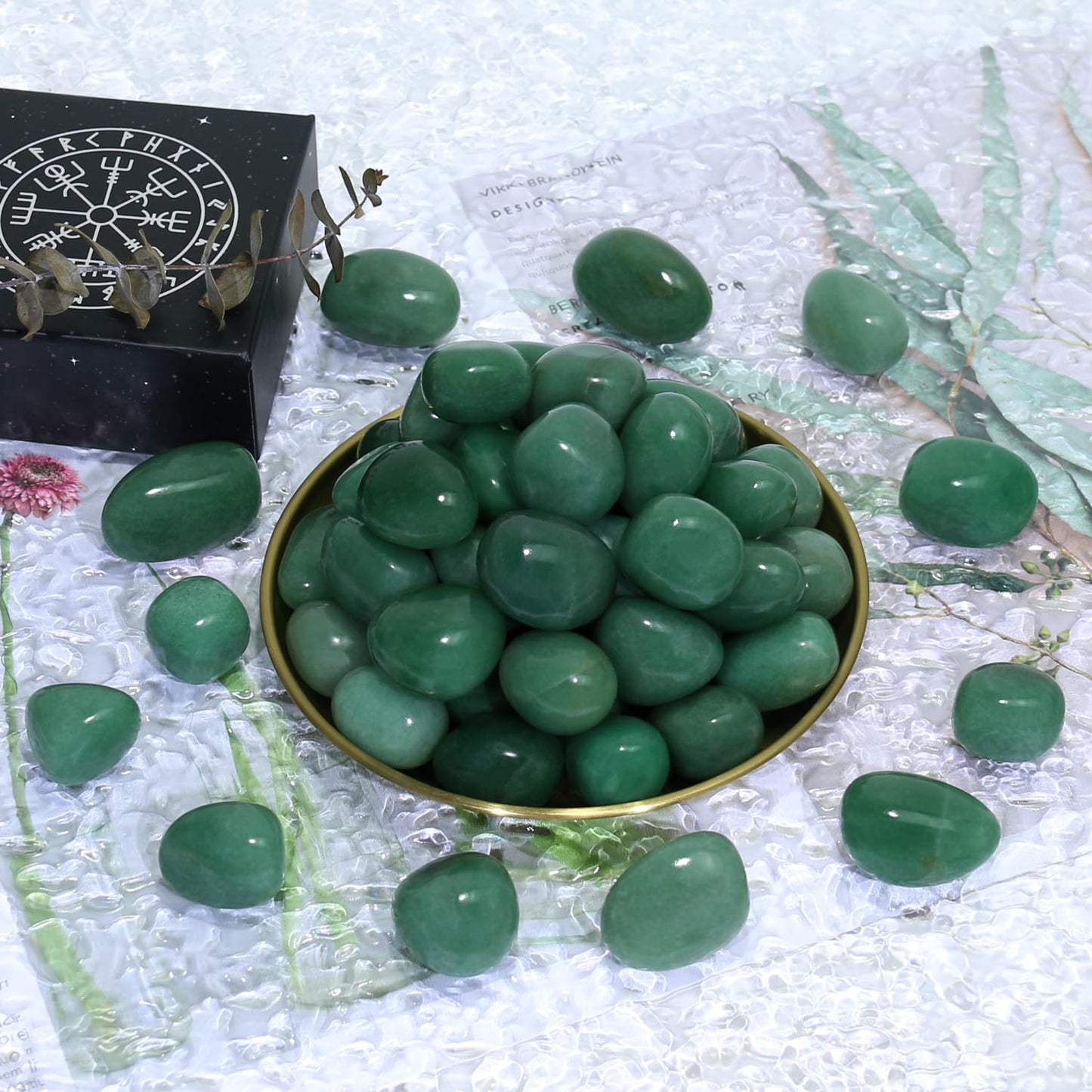 Tumbled Polished Natural Green Aventurine Crystals Stones, Crystals and Healing Stones Quartz Bulk for Wicca, Reiki, Healing Energy, Chakra Stones, Witchcraft Supplies(10Pcs)