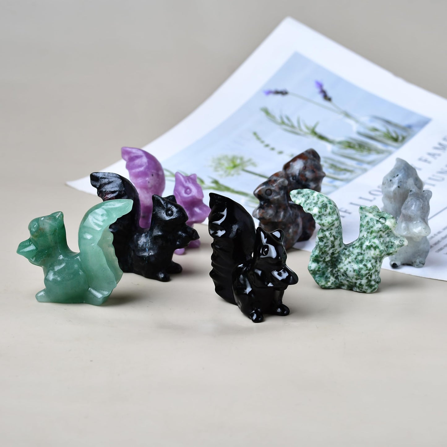 DZJXBZhu Flame Stone Squirrel Crystal Statue Healing Crystal Reiki Meditation Pocket Gem Guardian Sculpture Home Study Table Desk Decor Collection Gift for Loved Ones