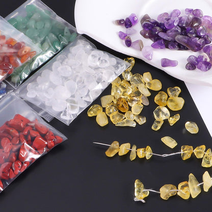 400pcs Natural Chip Stone Beads 7 Chakra Color 5-8mm Irregular Gemstones Healing Crystal Drilled DIY Loose Rocks Bead Crystal for Bracelet Necklace Jewelry Making Crafting