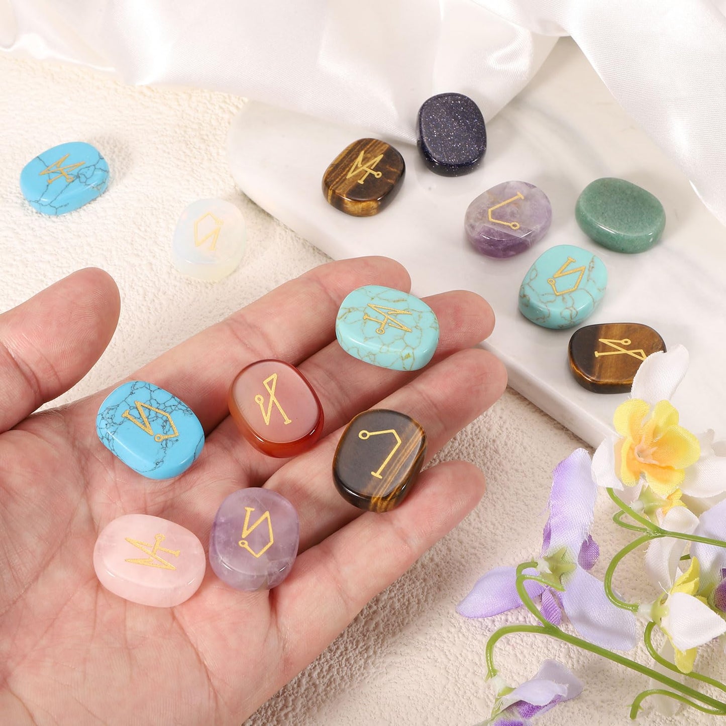 MECCANIXITY 4Pcs Engraved Chakra Stones with Reiki Symbols, Red Veins Stone Reiki Healing Crystal Gemstone 7 Chakra Crystal Stones Tumbled Palm Stone for Anxiety Relieve