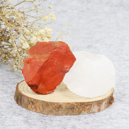 Orientrea Raw Red Jasper and Clear Quartz Crystals, Natural Red Jasper Crystal and Healing Stones for Tumbling, Fountain Rocks, Decoration, Polishing, Wire Wrapping, Wicca & Reiki 2PCS