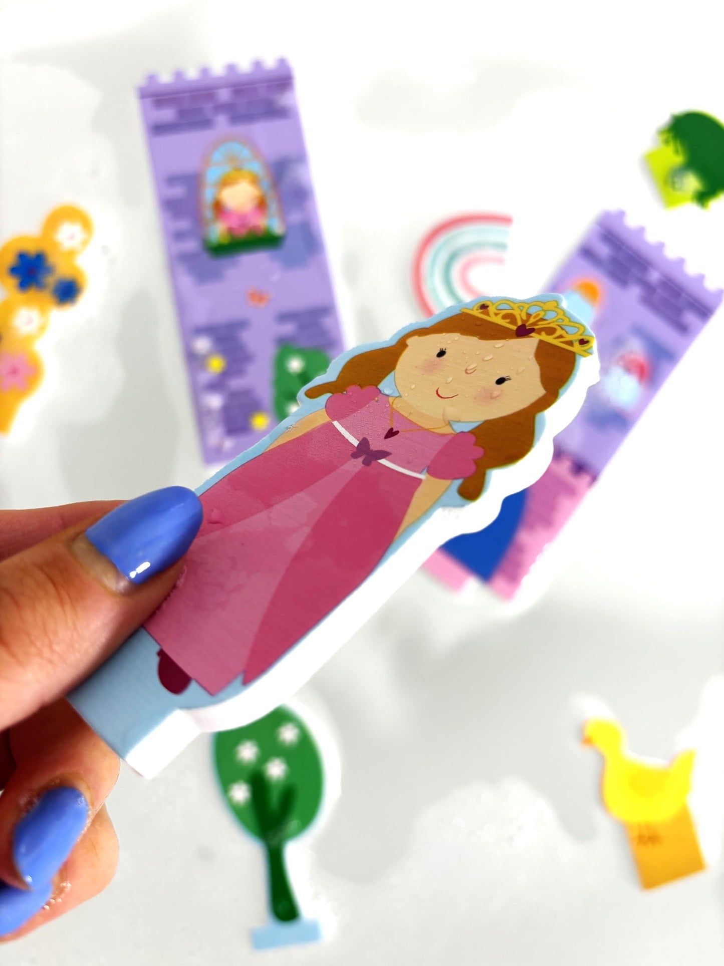 Buddy & Barney: Bath Time: Build & Play - Enchanted Castle - Floating 3D Foam Stickers, Interactive Scene, Suction Cup Mesh Bag, Water Toy, Kids 3+
