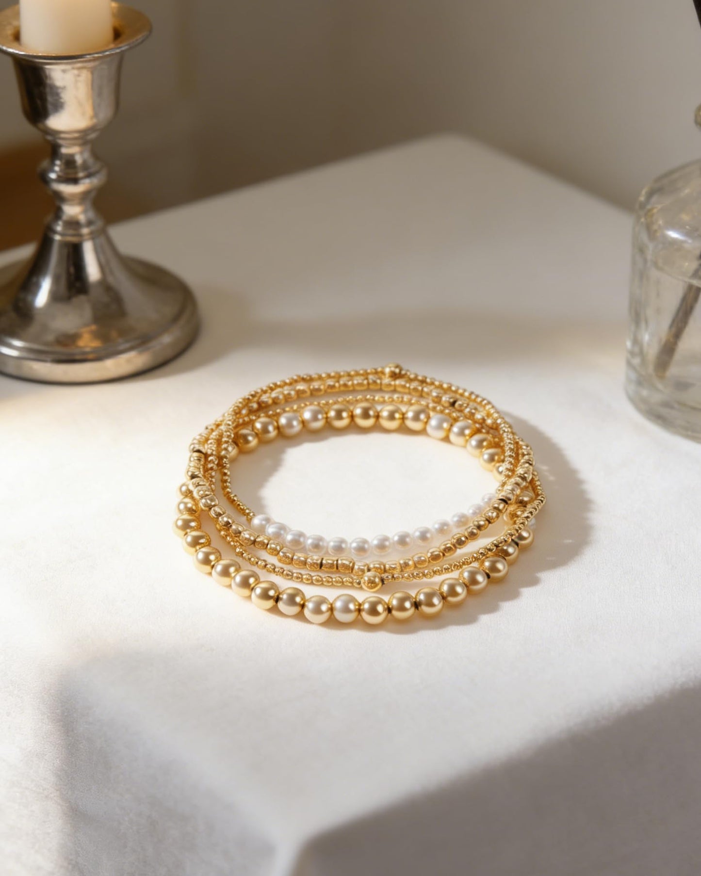 CLOORDE 4 Pcs Gold Beaded Bracelets for Women Layered 14k Gold Plated Beads Bracelets Trendy Stretch Stack Pearl Golden Beaded Brace-lets Wedding Party Prom Hand Jewelry Accessories Gifts for Her