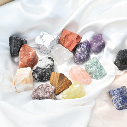 Howlite Raw Stones 1PC, Gemstones Raw Stones and Healing Crystals, Hand Carved Natural Pocket Raw Crystals for Decoration Tumbling, Garden, Home Decor(1.18"-1.97")