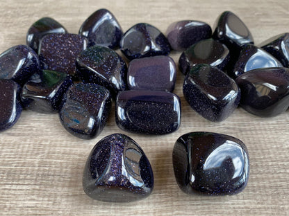 GAF TREASURES 5 Pcs Blue Goldstone Tumbled Stones, Polished Blue Goldstone Gemstone, Blue Goldstone Healing Crystals (Blue Goldstone)