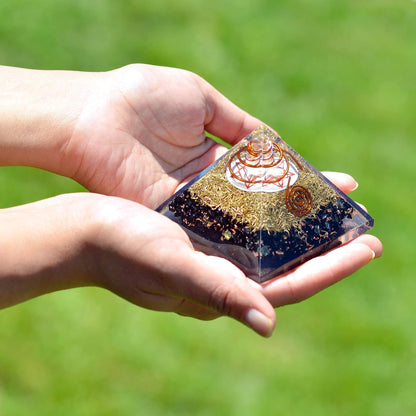 Orgonite Crystal Orgone Pyramid Energy Generator – Earth Star Chakra Symbol Orgonite with Black Tourmaline and Brass Metal – Crystal Pyramid for Meditation, Yoga, and Décor