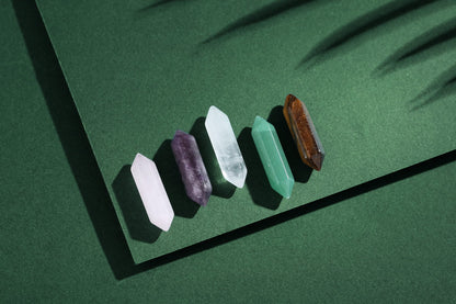 10PCS Healing Crystals Stones Sets Natural Amethyst Rose Quartz Clear Quartz Tiger Eye Reiki Gemstones Bulk Hexagonal Points Energy Balancing Chakra Meditation Therapy Gift