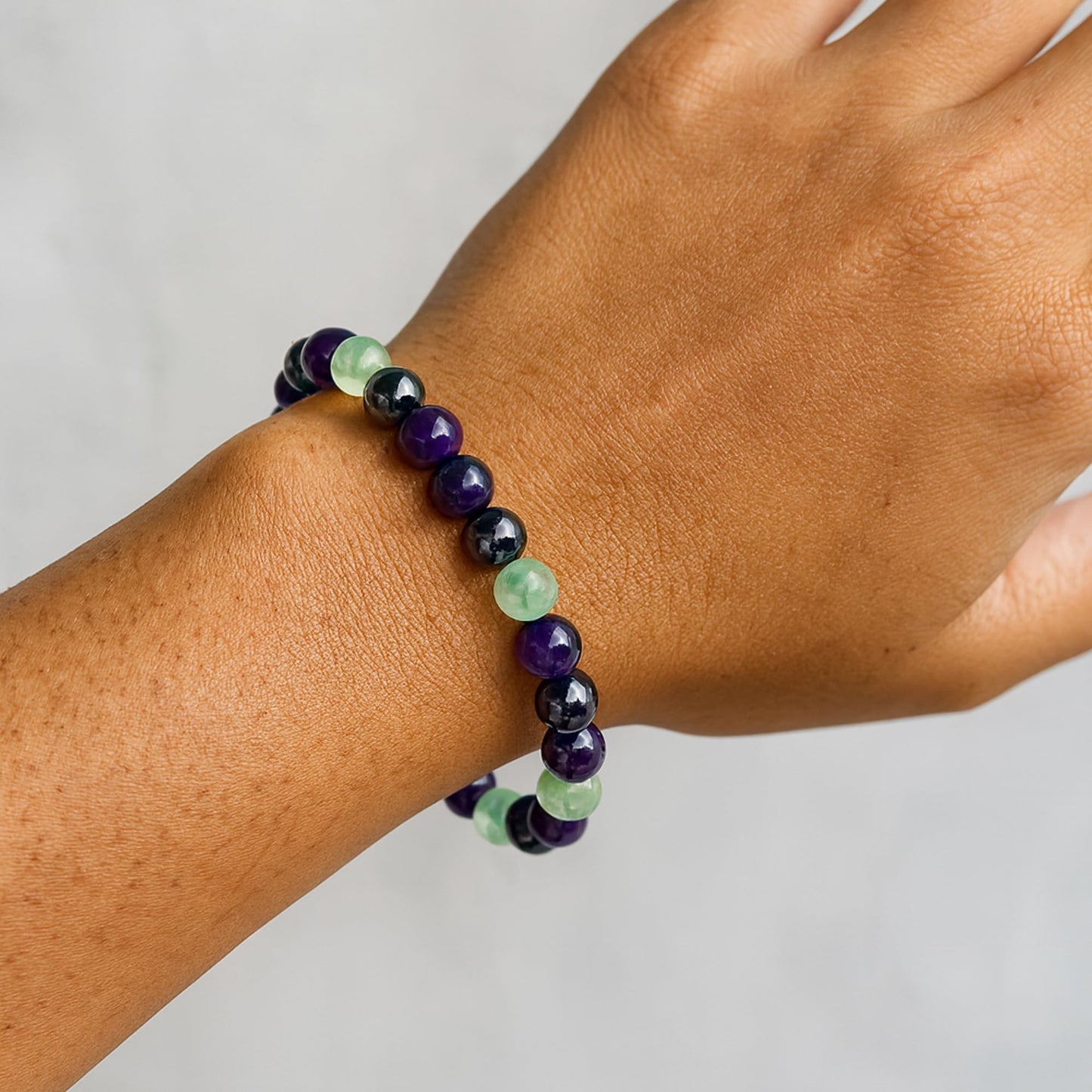 PRECIOUS PEBBLE Amethyst, Fluorite, Hematite Bracelet for Men & Women – Natural 8mm Beads for Calm, Focus & Inner Balance – Adjustable Stretch Fit Crystal Bracelets for Daily Wear & Meaningful Gift