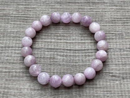 GAF TREASURES Kunzite Crystal Bead Bracelet 6-8mm, Genuine Kunzite Stretch Gemstone Bracelet, Healing Crystal Bracelet, Gift for Men & Women (1)