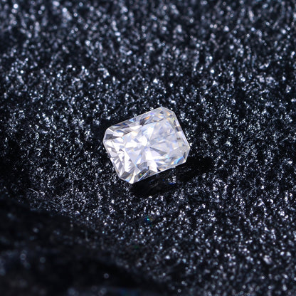 1-5 Carats Moissanite Loose Stone Lab Grown Synthetic Diamond Loose D Color Round/Oval/Heart/Princess/Cushion/Asscher/Pear/Marquise/Radiant/Emerald Cut Moissanite Loose Gem Stones for Ring Pendant Jewelry Making Gift (Radiant Cut, 1 Carats)