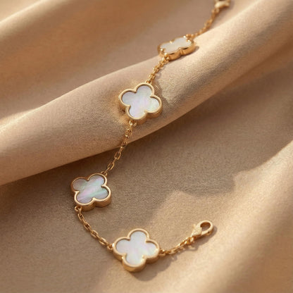 zofanvo Four Leaf Clover Bracelets 18K Gold Plated Lucky Bracelet for Women White Flower Leaf Link Lucky Bracelet Trendy Jewelry Gifts Valentine's Day/Wedding Gifts for Women-Love You Card