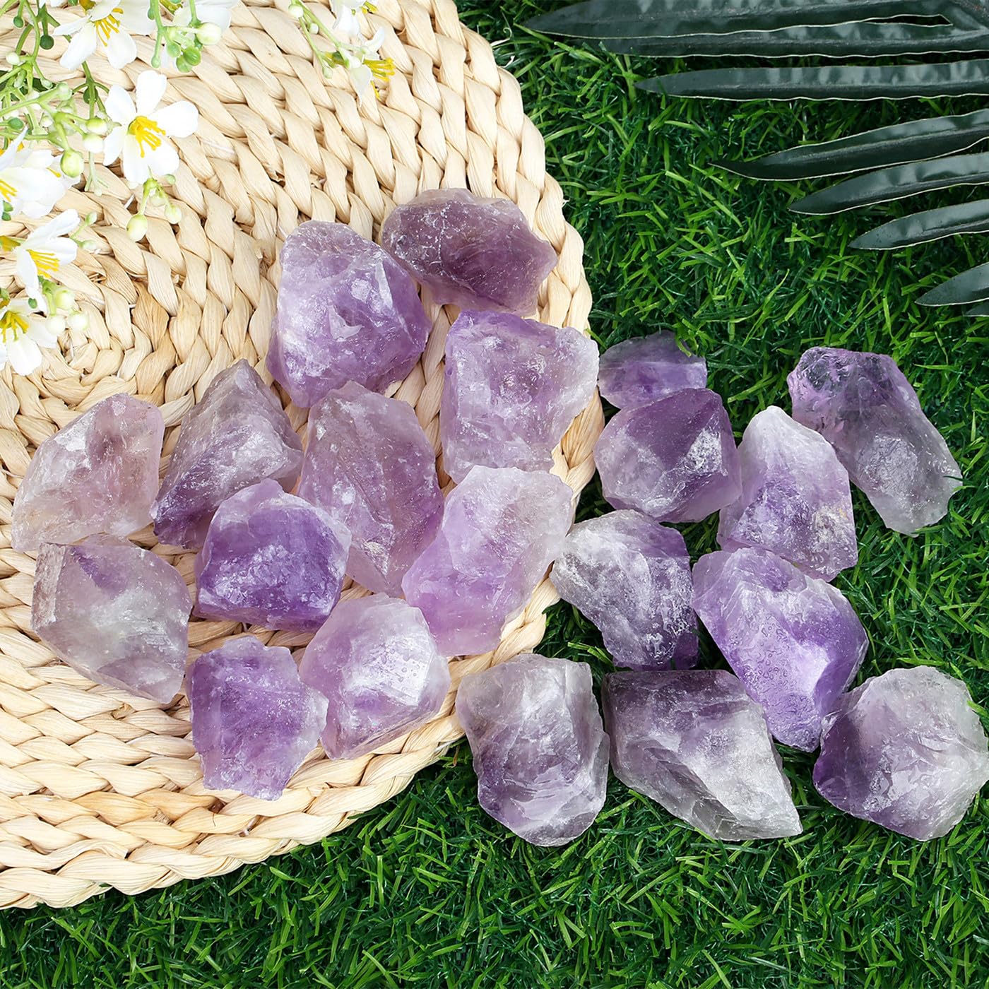 ZHIYUXI Amethyst Raw Crystals Bulk Large Crystals 2" Quartz Crystals and Stones Rocks for Tumbling Gemstones for Meditation, Wicca, Cabbing, Fountain Rocks, Wire Wrapping, Decoration 4pcs