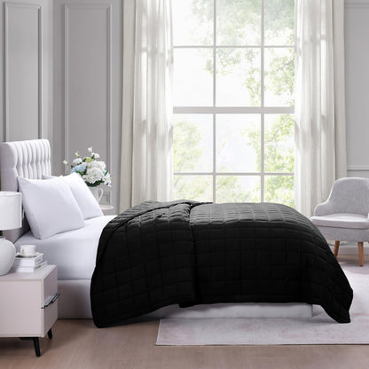 Casa Platino Blanket Full Size - Pre-Washed Quilted - Soft & Lightweight - All Season Blankets - Premium Microfiber Down Alternative Blankets - Black