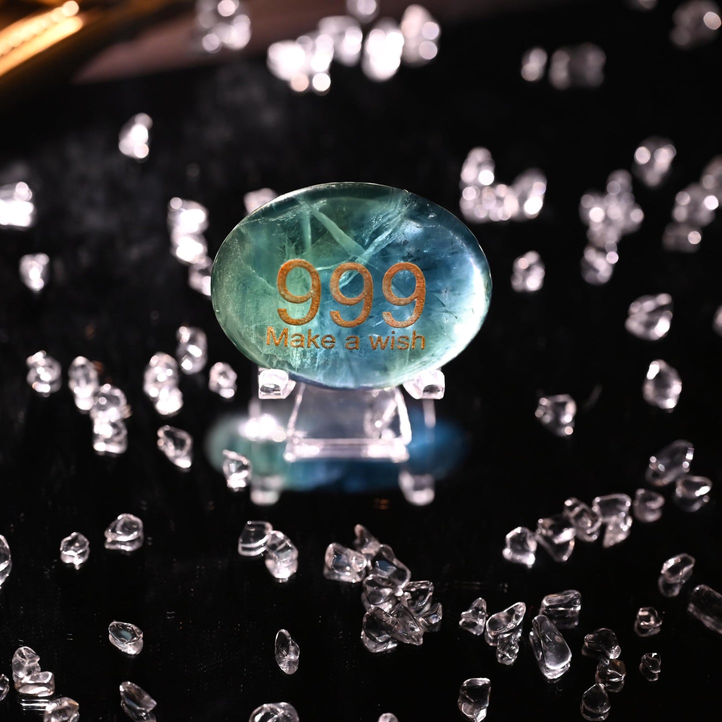 Palm Stone Gemstones, Healing Crystals Stone with Engraving Angel Numbers 999 for Lucky, Natural Hand Carved Green Fluorite for Inspirational Gifts, Meditation
