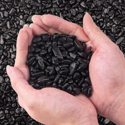 EZEELAI 0.5 Lb/230g Black Aquarium Gravel Rocks Fish Tank Marbles Pebbles Small, Polished Natural Tumbled Healing Crystal Chips Bulk Crushed Stones for Crafts|Fish Turtle Tank|Home Decoration - 7-9m