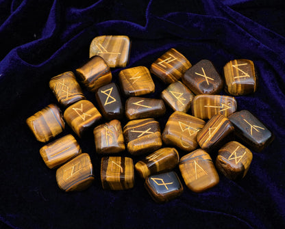 Crocon Tiger Eye Gemstone Tumbled Rune Stones with Elder Futhark Alphabet Engraved 25 pcs Runes Set Crystal Divination Healing Chakra Reiki with a Pouch & A Rune brochure Size : 15-25 mm