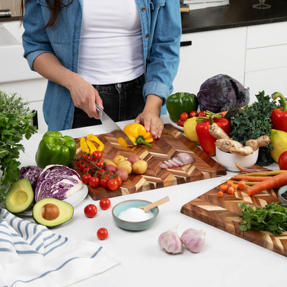 SLATE & ROYCE Herringbone Acacia Wood Cutting Board Set of 2 — Premium Wood Cutting Board & Serving Board, Non-Toxic, Kitchen Prep & Entertaining, Perfect Wedding or Housewarming Gift