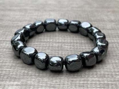 GAF TREASURES Hematite Crystal Nugget Bracelet, Genuine Hematite Tumbled Gemstone Bracelet, Healing Crystal Bracelet, Gift for Men & Women (1)