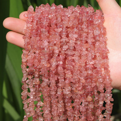 400pcs Natural Chip Stone Beads for Jewelry Making Strawberry Quartz 5-8mm Irregular Gemstones Healing Crystal Loose Rocks Bead Hole Drilled for Ring Earrings Necklace Bracelet Making DIY Art Crafts